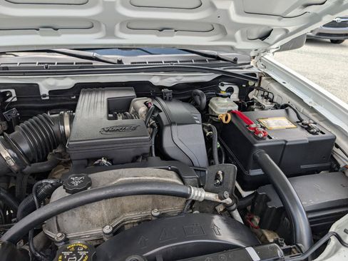 Used 2007 GMC Canyon SLE AWD/4WD image 24