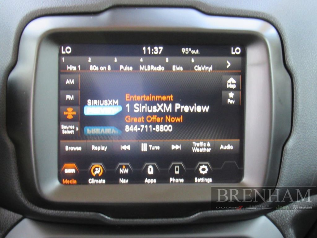 Used 2023 Jeep Renegade Latitude AWD/4WD image 18