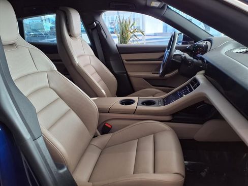 Used 2024 Porsche Taycan 4S AWD/4WD image 21