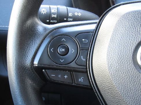 Used 2019 Toyota RAV4 XLE w/ Carpet Mat Package AWD/4WD image 21