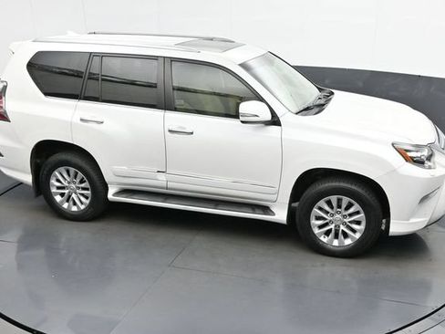 Used 2019 Lexus GX 460 Premium w/ Premium Package AWD/4WD image 41