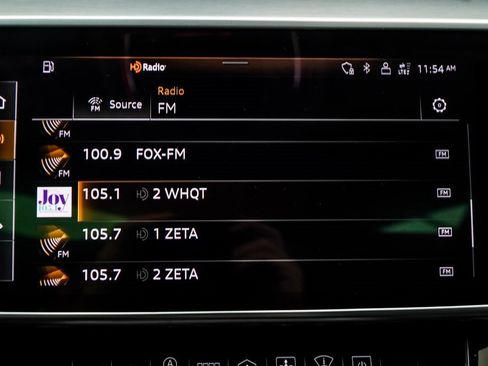 Used 2022 Audi S8 4.0T image 28