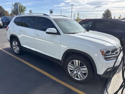 Used 2019 Volkswagen Atlas SE w/ Panoramic Sunroof Package AWD/4WD image 3