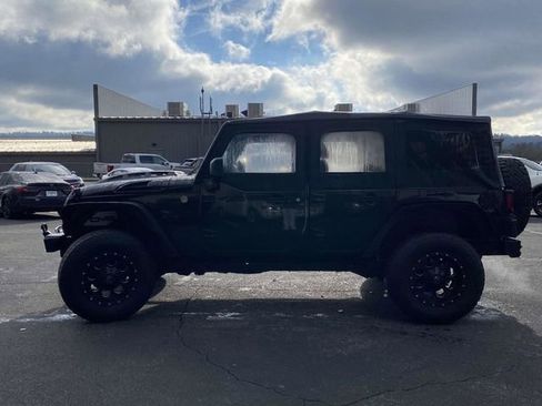 Used 2012 Jeep Wrangler Unlimited Sport w/ Trailer Tow Group image 7