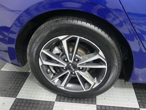 Used 2022 Kia Forte LXS image 15