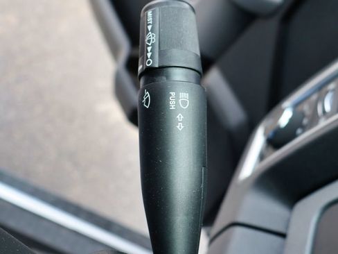 Used 2018 RAM 1500 Big Horn AWD/4WD image 24