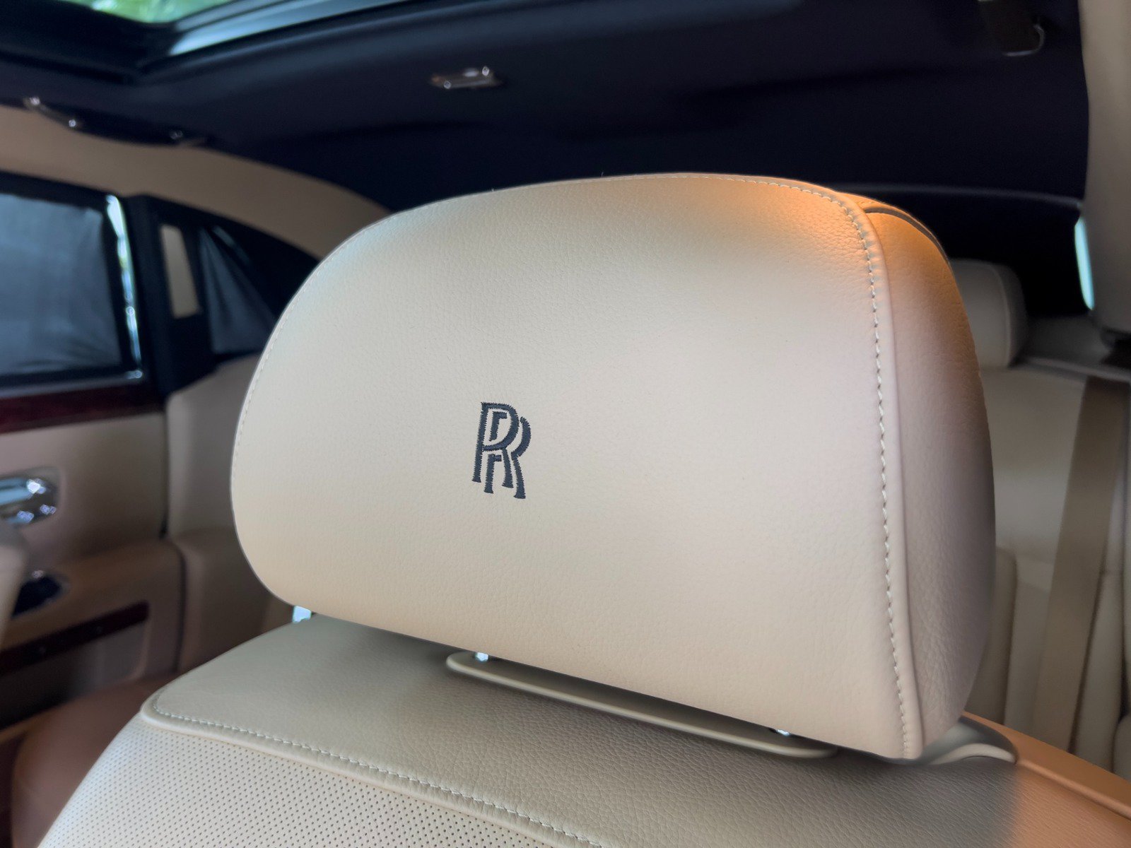 Used 2013 Rolls-Royce Ghost RWD image 50