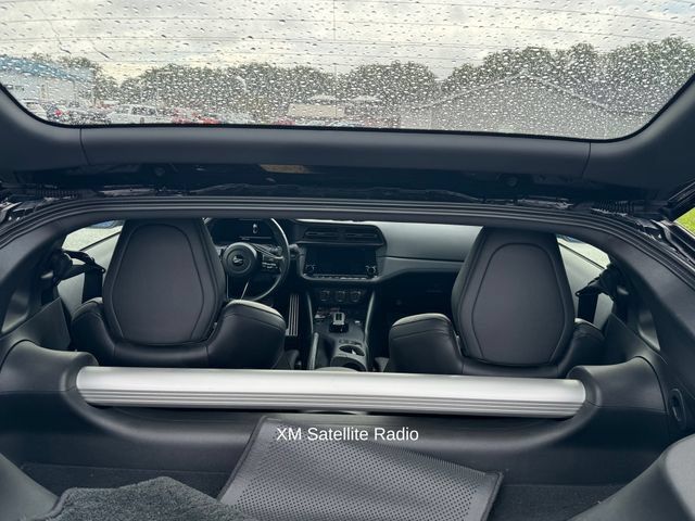 Used 2023 Nissan Z w/ Floor Mat Package (L93) RWD image 14