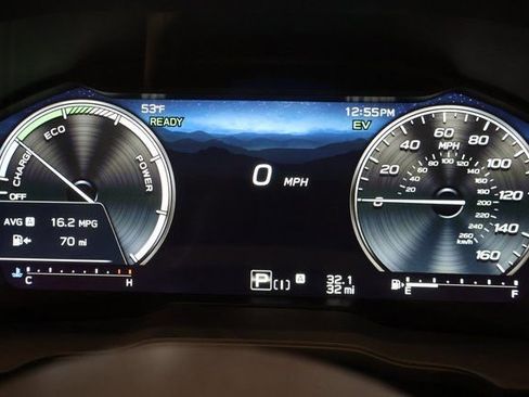 New 2025 Subaru Forester Limited w/ Popular Package image 17