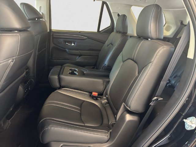 New 2026 Honda Pilot Touring image 13