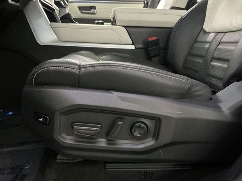 Used 2023 Toyota Tundra Capstone AWD/4WD image 15