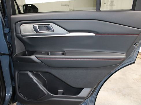 New 2026 Ford Explorer ST-Line w/ ST-Line Street Pack image 33
