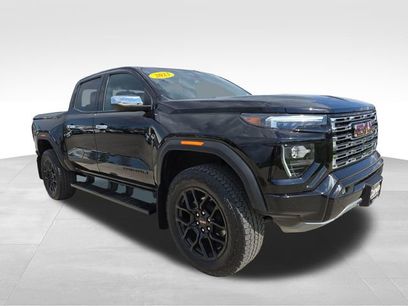Used 2023 GMC Canyon Denali w/ Denali Black Edition