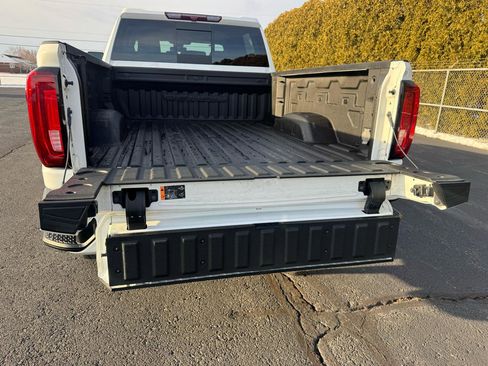 Used 2022 GMC Sierra 2500 Denali image 33