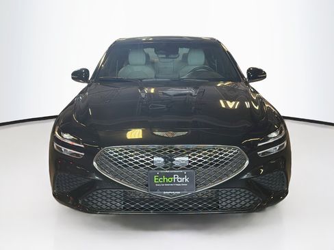 Used 2025 Genesis G70 2.5T AWD/4WD image 2