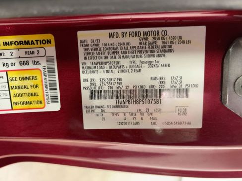 Used 2023 Ford Mustang EcoBoost image 19