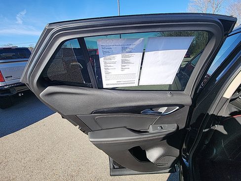 Used 2023 Buick Envision Essence w/ Sport Touring Package image 27