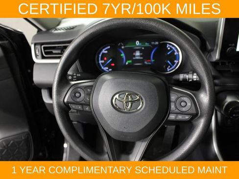 Used 2025 Toyota RAV4 XLE AWD/4WD image 18