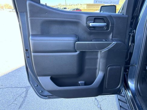 Used 2021 GMC Sierra 1500 AT4 w/ AT4 Premium Package image 17