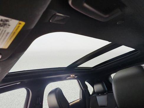 Used 2020 Ford Edge ST w/ Equipment Group 401A AWD/4WD image 13