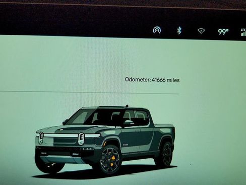 Used 2022 Rivian R1T Adventure AWD/4WD image 15