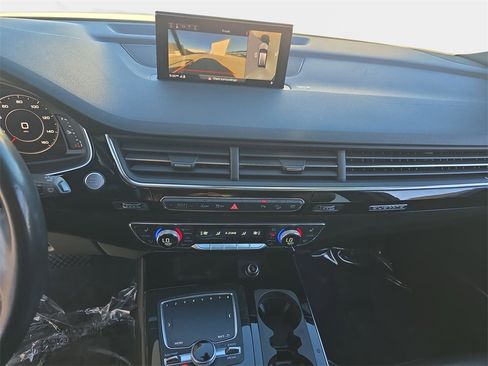 Used 2019 Audi Q7 3.0T Premium Plus w/ Premium Plus Package image 25