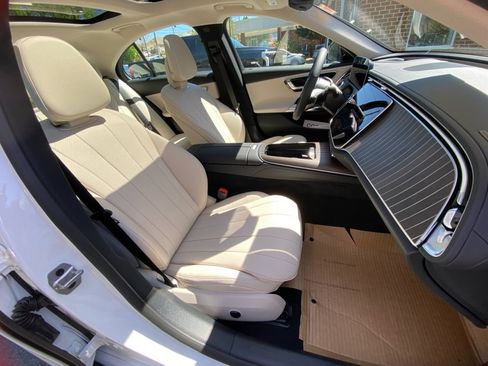New 2026 Mercedes-Benz E 350 4MATIC Sedan image 28