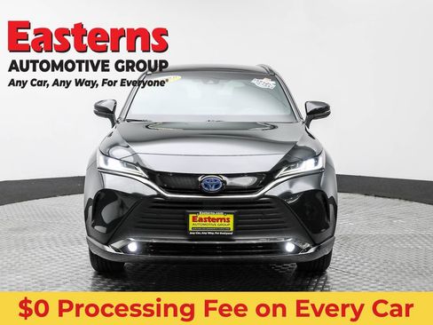 Used 2023 Toyota Venza Nightshade AWD/4WD image 2