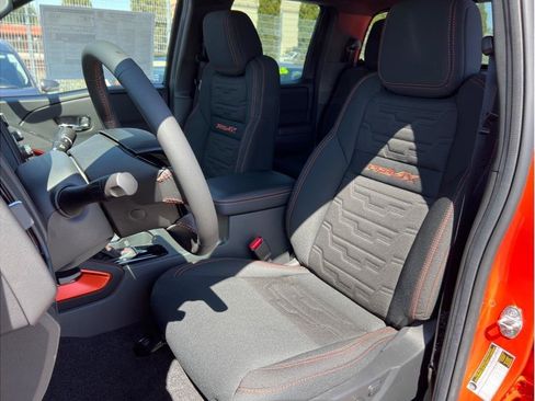 New 2025 Nissan Frontier PRO-4X image 8