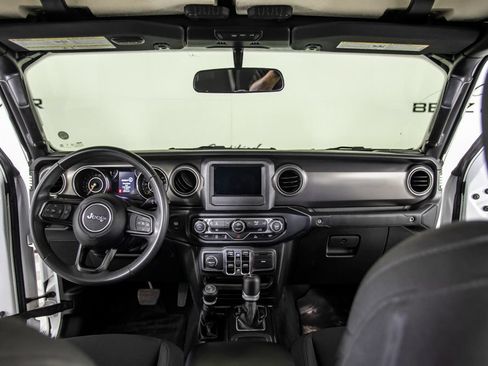 Used 2023 Jeep Gladiator Sport AWD/4WD image 21