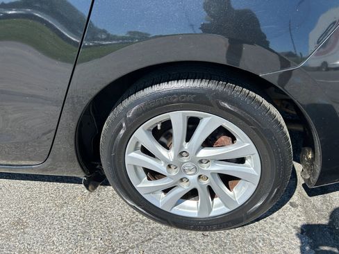 Used 2012 MAZDA MAZDA3 i Grand Touring FWD image 20