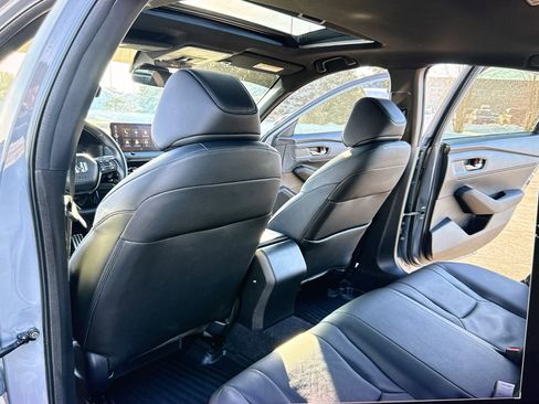 Used 2023 Honda Accord Sport image 6