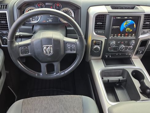 Used 2018 RAM 1500 Big Horn RWD image 11