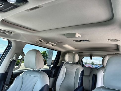 Certified 2026 Kia Carnival SX Prestige FWD image 22