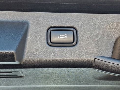 Used 2024 Hyundai Tucson Limited image 32