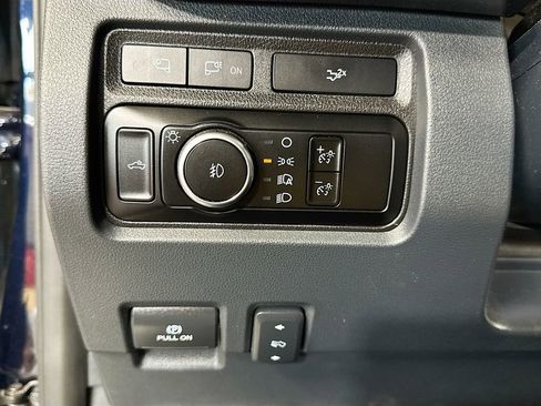 Used 2023 Ford F350 Lariat w/ Tow Technology Package image 21