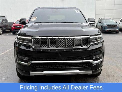 Used 2022 Jeep Grand Wagoneer Series III w/ Flexible Seating Group AWD/4WD image 3