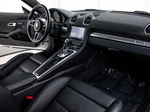 Certified 2017 Porsche 718 Cayman S image 11