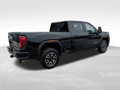 Used 2023 GMC Sierra 3500 AT4 w/ AT4 Premium Plus Package image 7