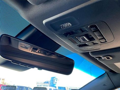 Used 2021 Toyota Avalon TRD image 24