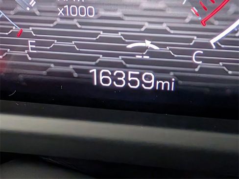 Certified 2024 GMC Acadia AT4 w/ LPO, Floor Liner Package image 19