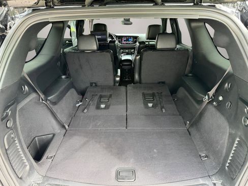 Used 2021 Dodge Durango R/T w/ Blacktop Package AWD/4WD image 8