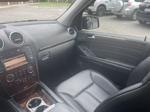 Used 2012 Mercedes-Benz GL 450 4MATIC image 8