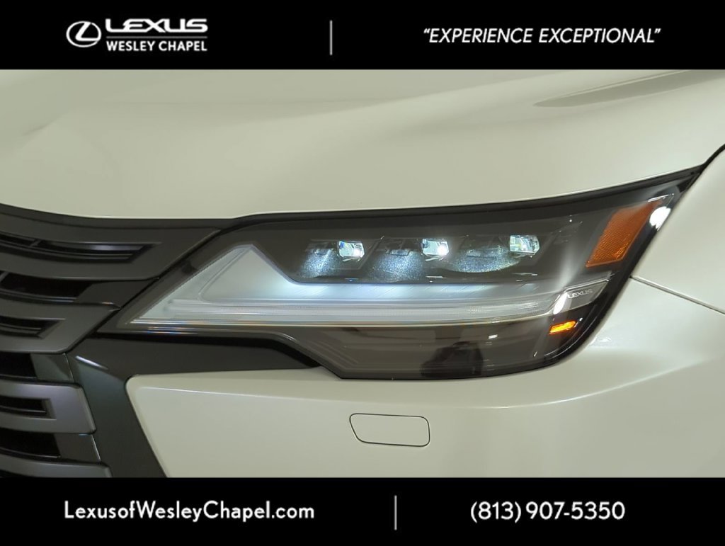 Used 2025 Lexus LX 700h Overtrail AWD/4WD image 6