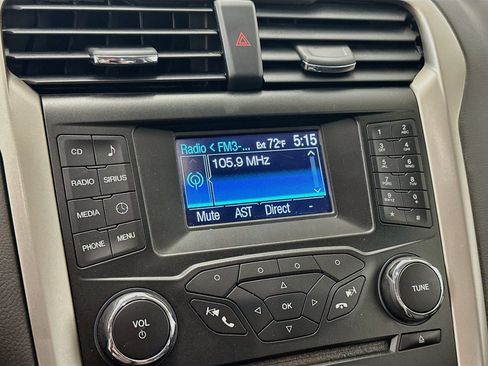 Used 2013 Ford Fusion SE FWD image 21