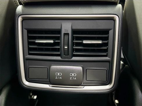 Certified 2023 Subaru Forester Limited image 25