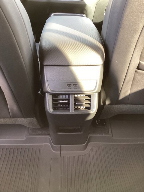 Used 2026 Chevrolet Equinox LT w/ Convenience Package II AWD/4WD image 8