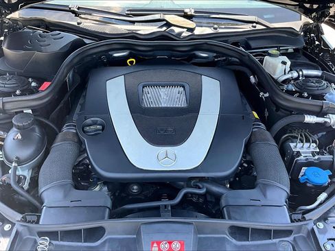 Used 2011 Mercedes-Benz E 350 Sedan image 32