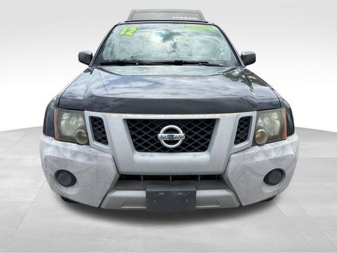 Used 2012 Nissan Xterra X RWD image 2