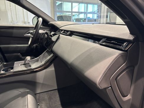 Used 2024 Land Rover Range Rover Velar Dynamic SE image 33